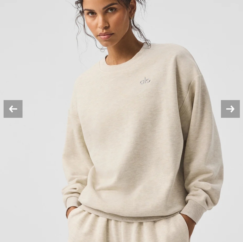 ACCOLADE CREW NECK PULLOVER SOLD OUT ONLINE #RARE
